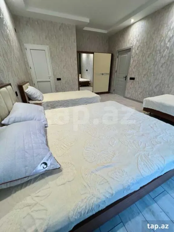 Kirayə verilir 4 otaqlı həyət evi