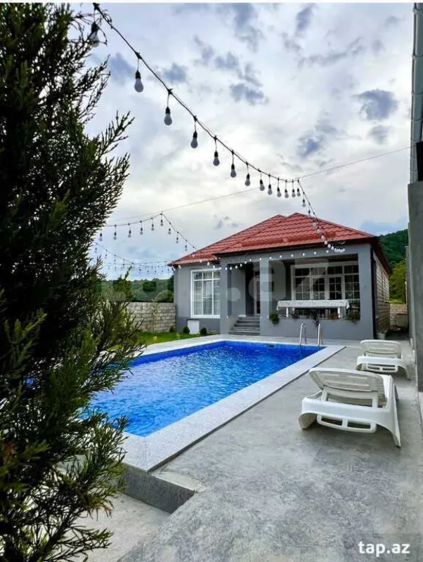 Kirayə verilir 4 otaqlı həyət evi