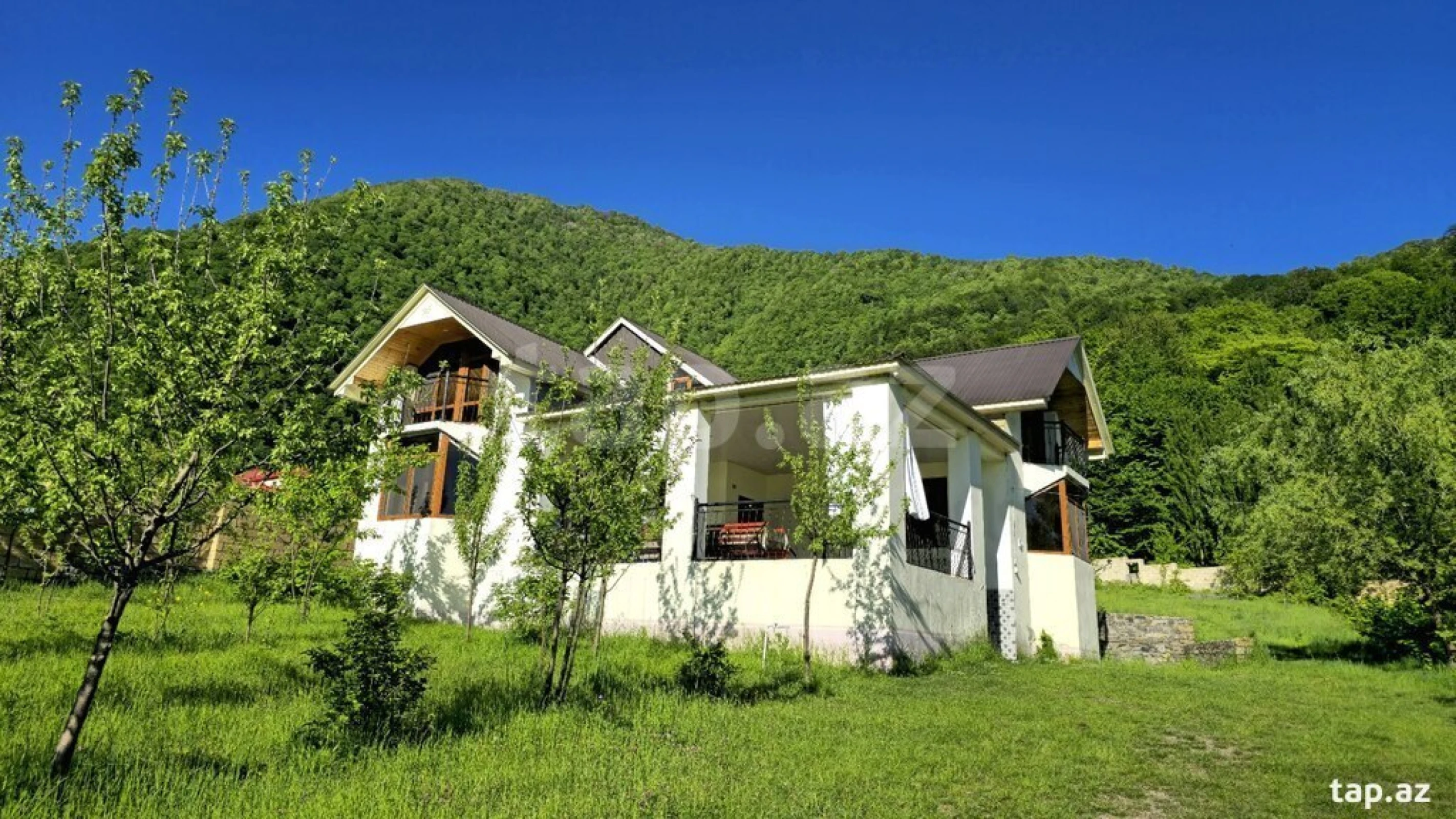 Kirayə verilir 4 otaqlı həyət evi 250 m²