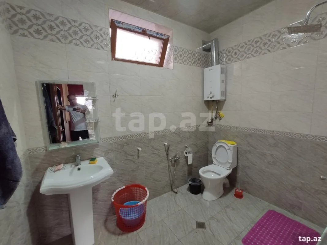 Kirayə verilir 4 otaqlı həyət evi 250 m²