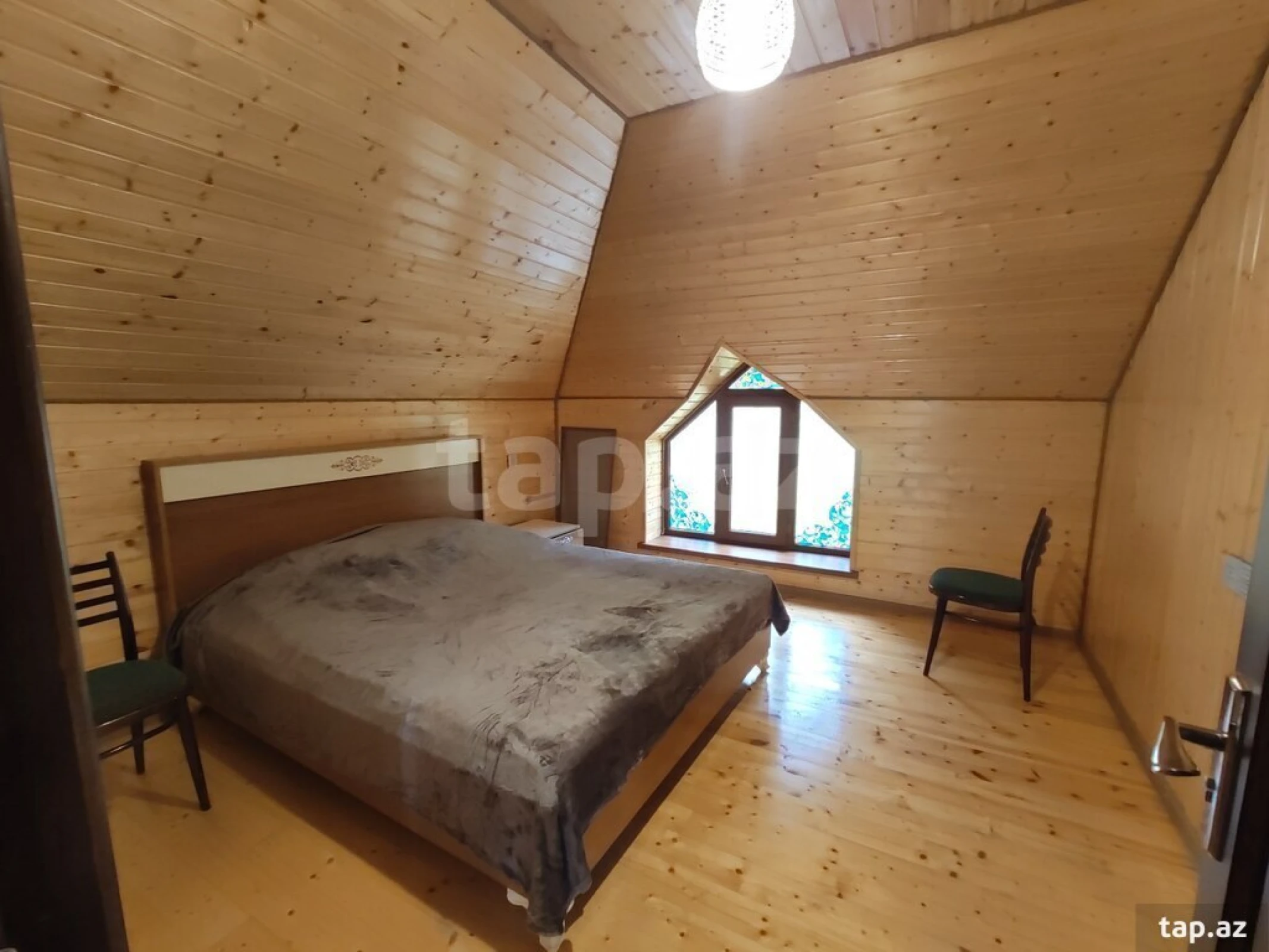 Kirayə verilir 4 otaqlı həyət evi 250 m²