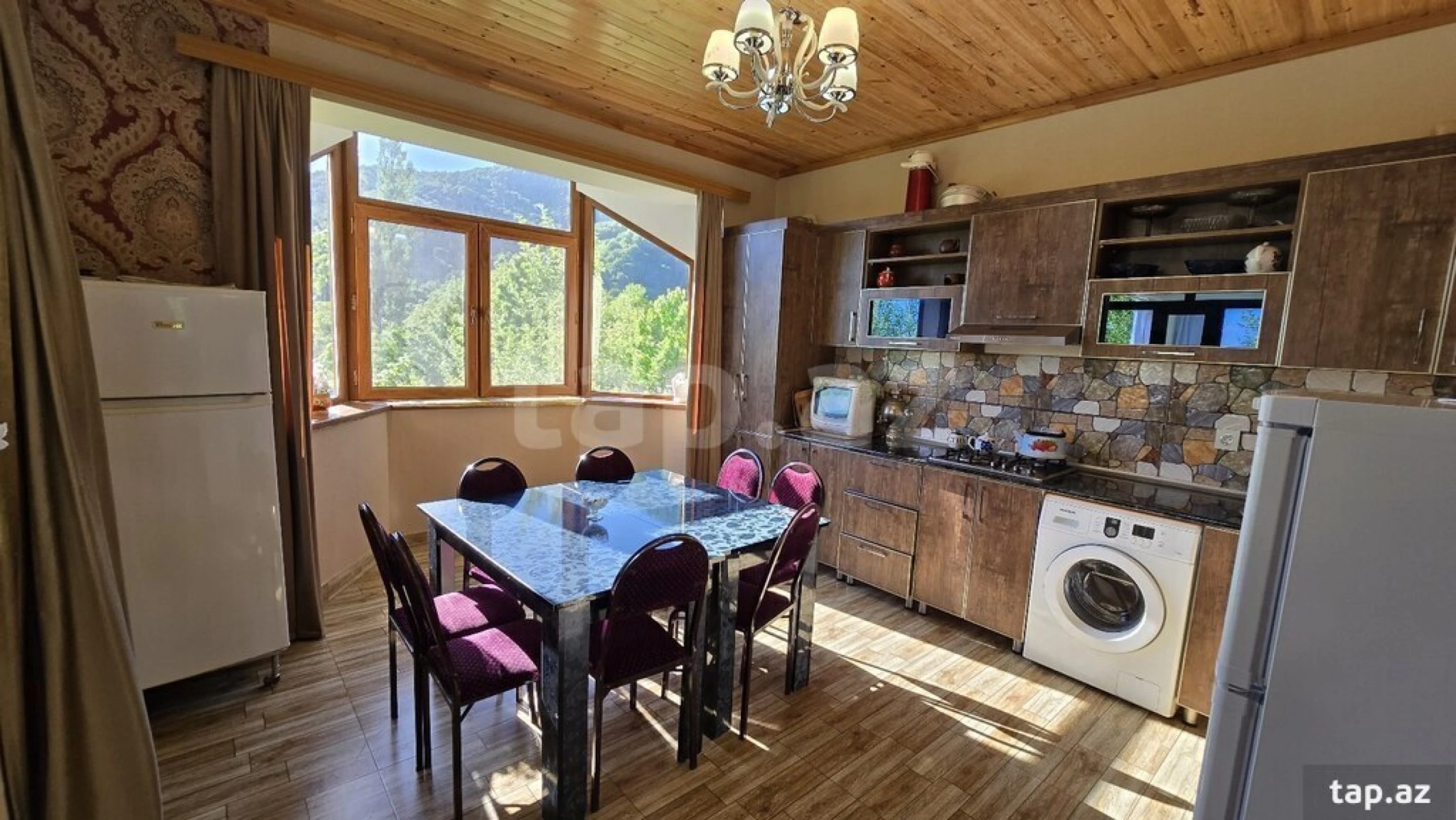 Kirayə verilir 4 otaqlı həyət evi 250 m²