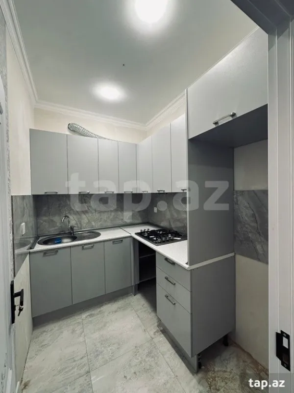Satılır 1 otaqlı yeni tikili 43 m²