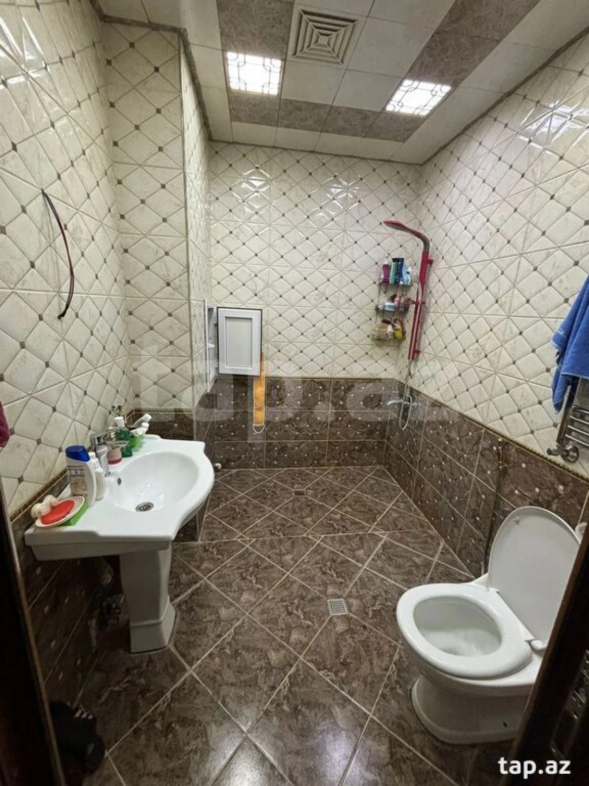 Satılır 3 otaqlı yeni tikili 147 m²