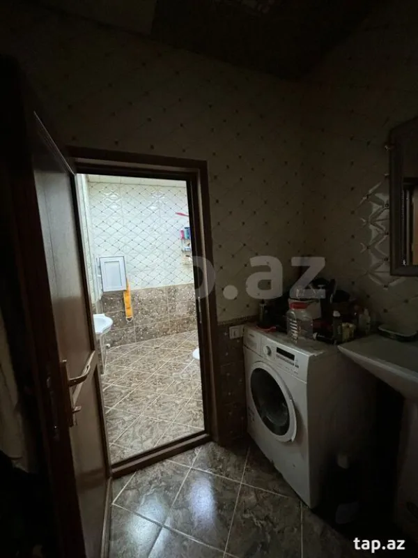 Satılır 3 otaqlı yeni tikili 147 m²