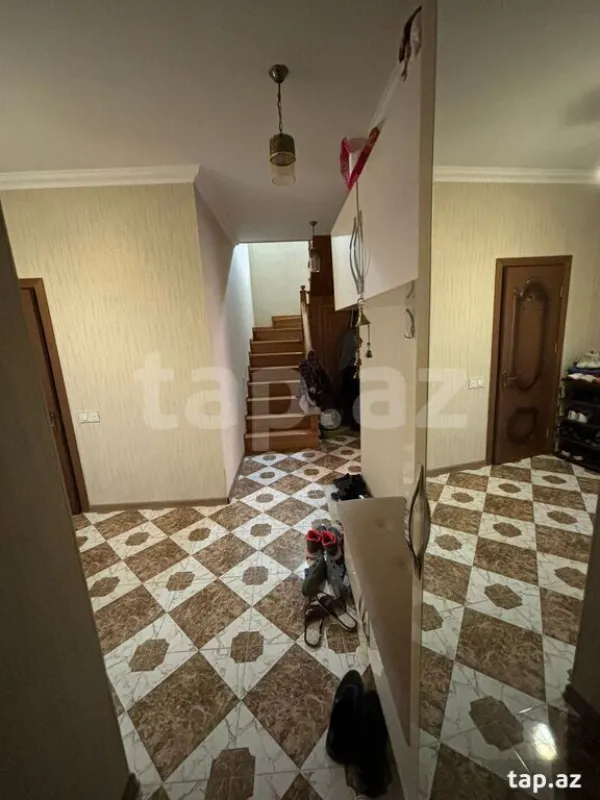 Satılır 3 otaqlı yeni tikili 147 m²
