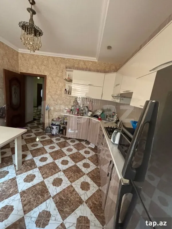Satılır 3 otaqlı yeni tikili 147 m²