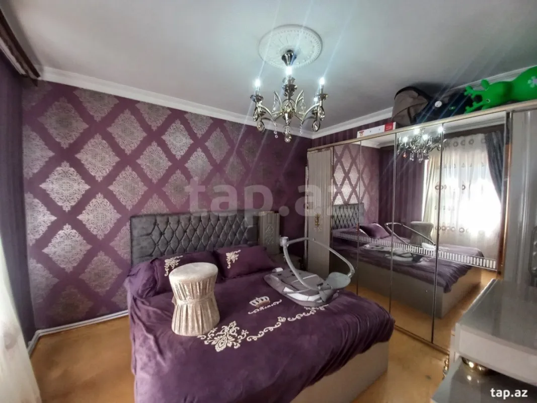 Satılır 5 otaqlı həyət evi