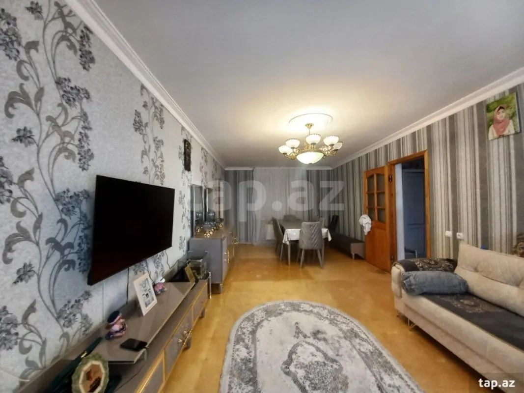 Satılır 5 otaqlı həyət evi