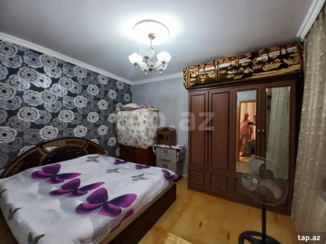 Satılır 5 otaqlı həyət evi