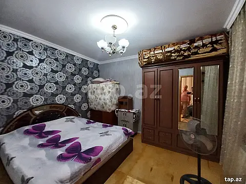 Satılır 5 otaqlı həyət evi