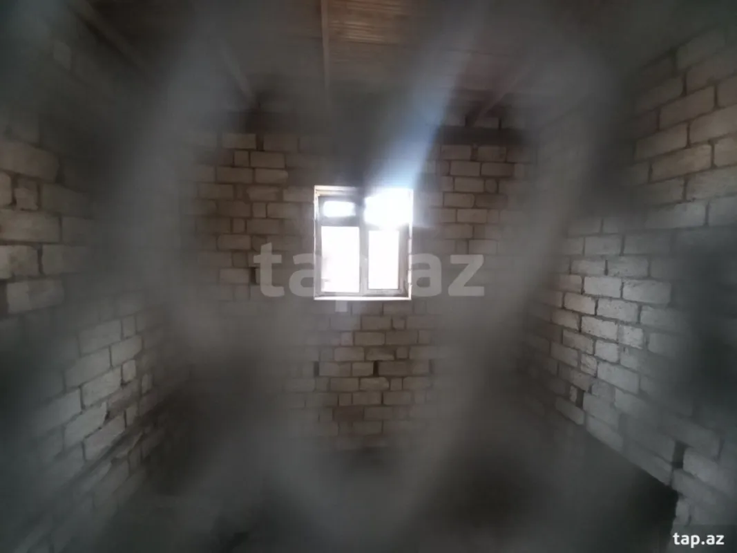 Satılır 5 otaqlı həyət evi