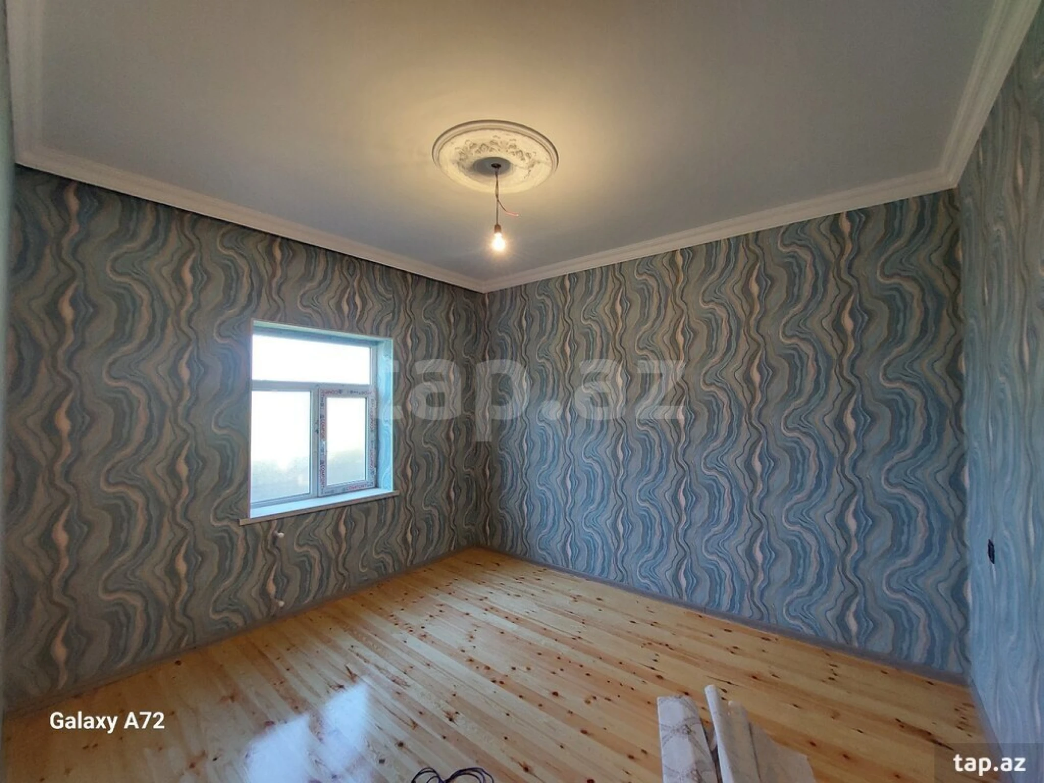 Satılır 4 otaqlı həyət evi