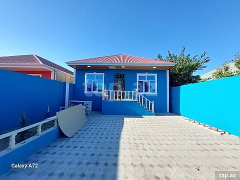 Satılır 4 otaqlı həyət evi