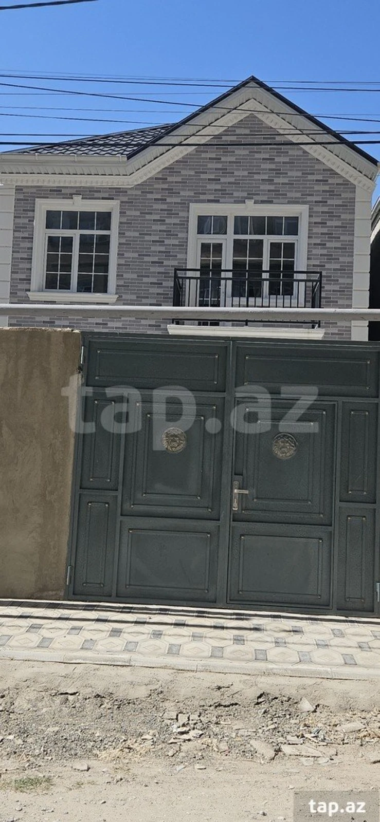 Satılır 4 otaqlı həyət evi