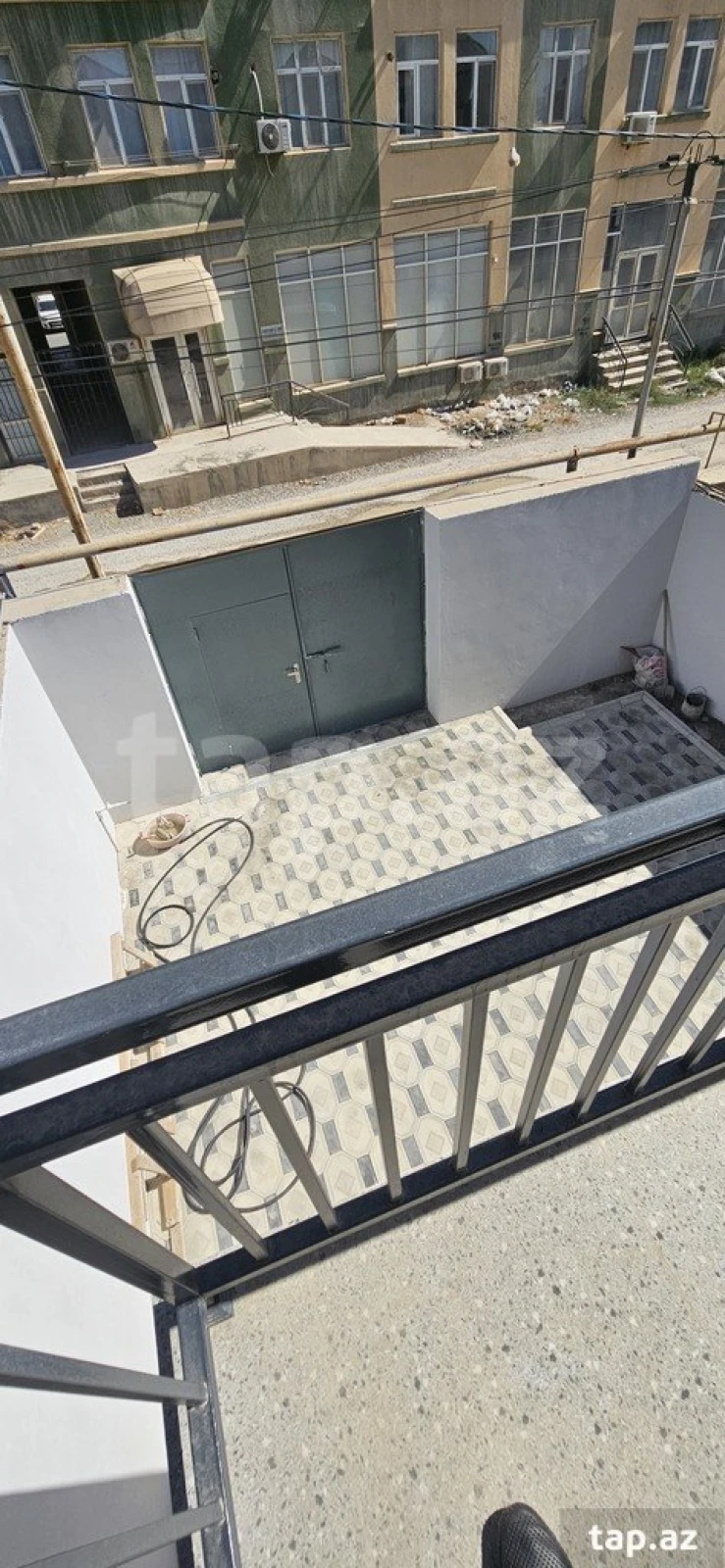 Satılır 4 otaqlı həyət evi