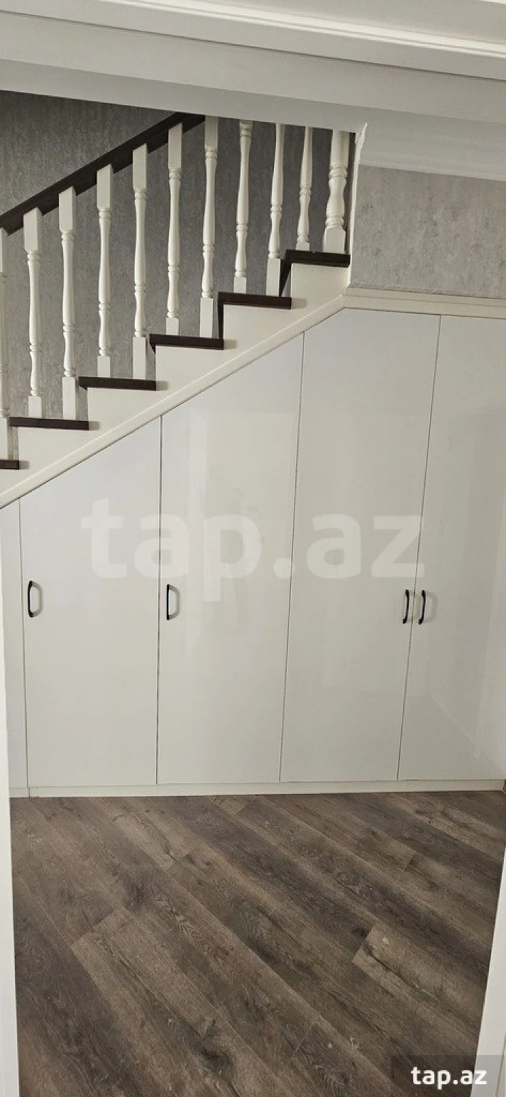 Satılır 4 otaqlı həyət evi