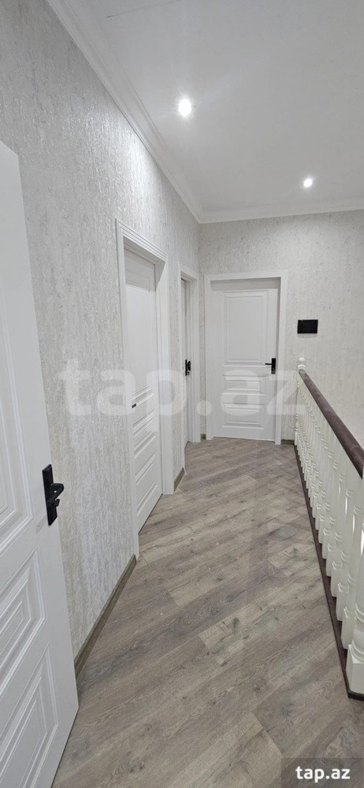 Satılır 4 otaqlı həyət evi