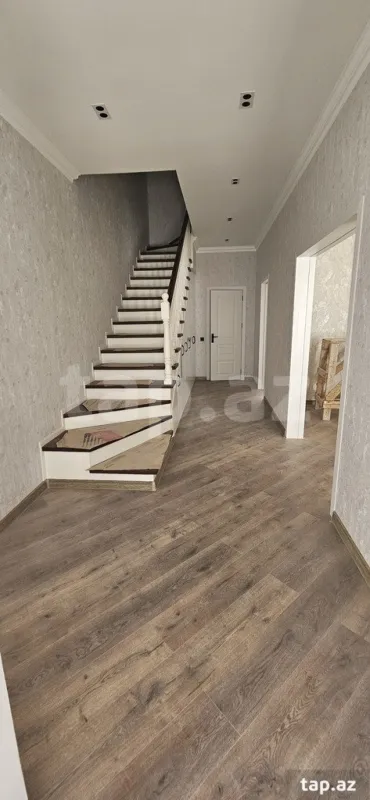 Satılır 4 otaqlı həyət evi