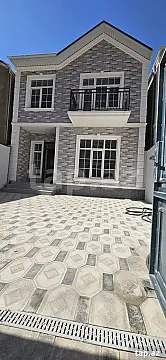 Satılır 4 otaqlı həyət evi