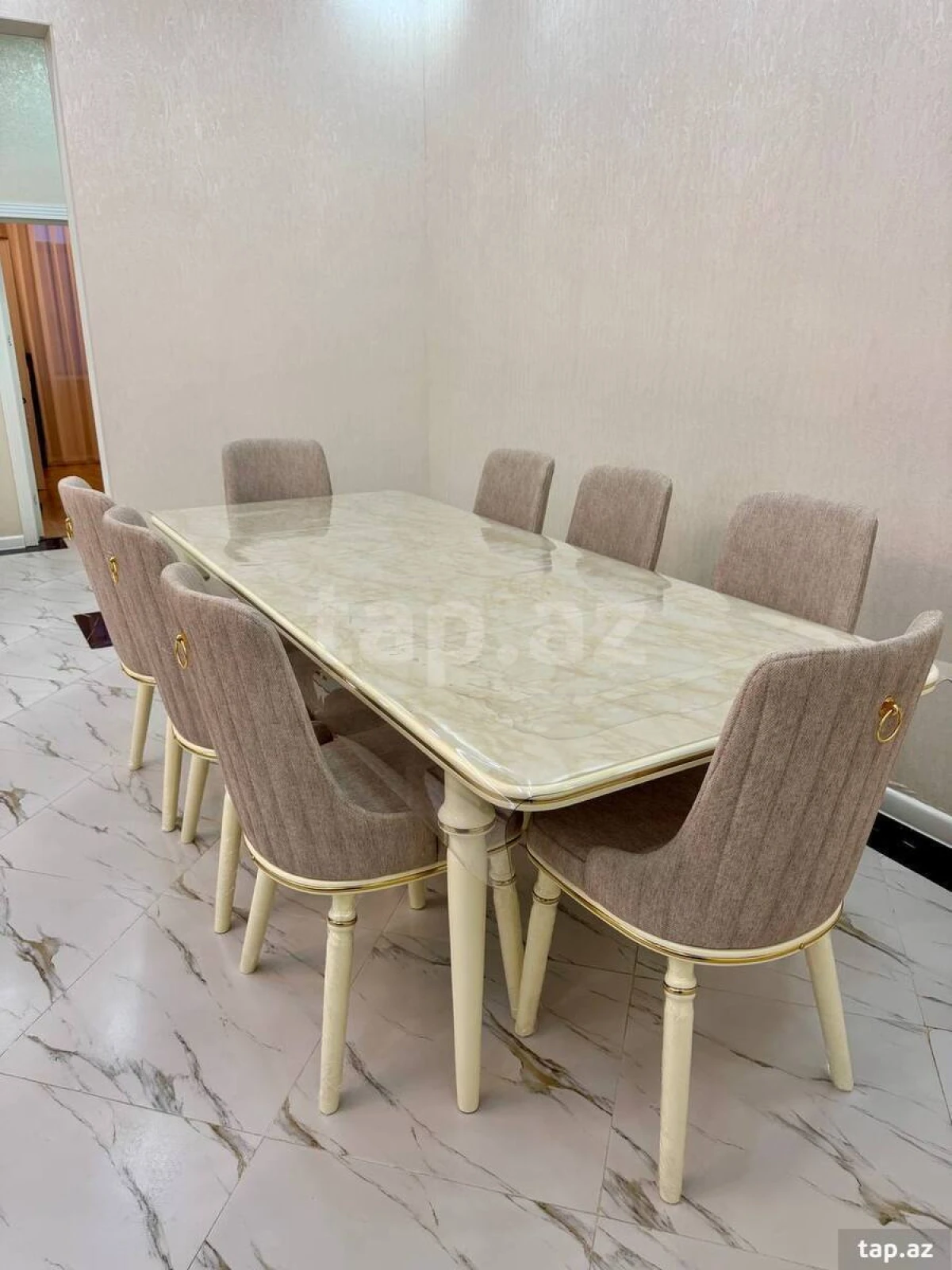 Kirayə verilir 4 otaqlı həyət evi