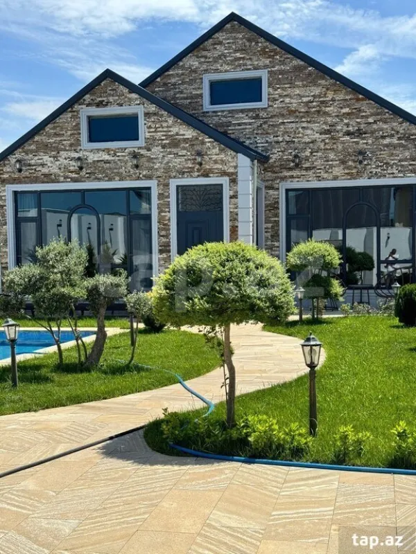 Kirayə verilir 4 otaqlı həyət evi