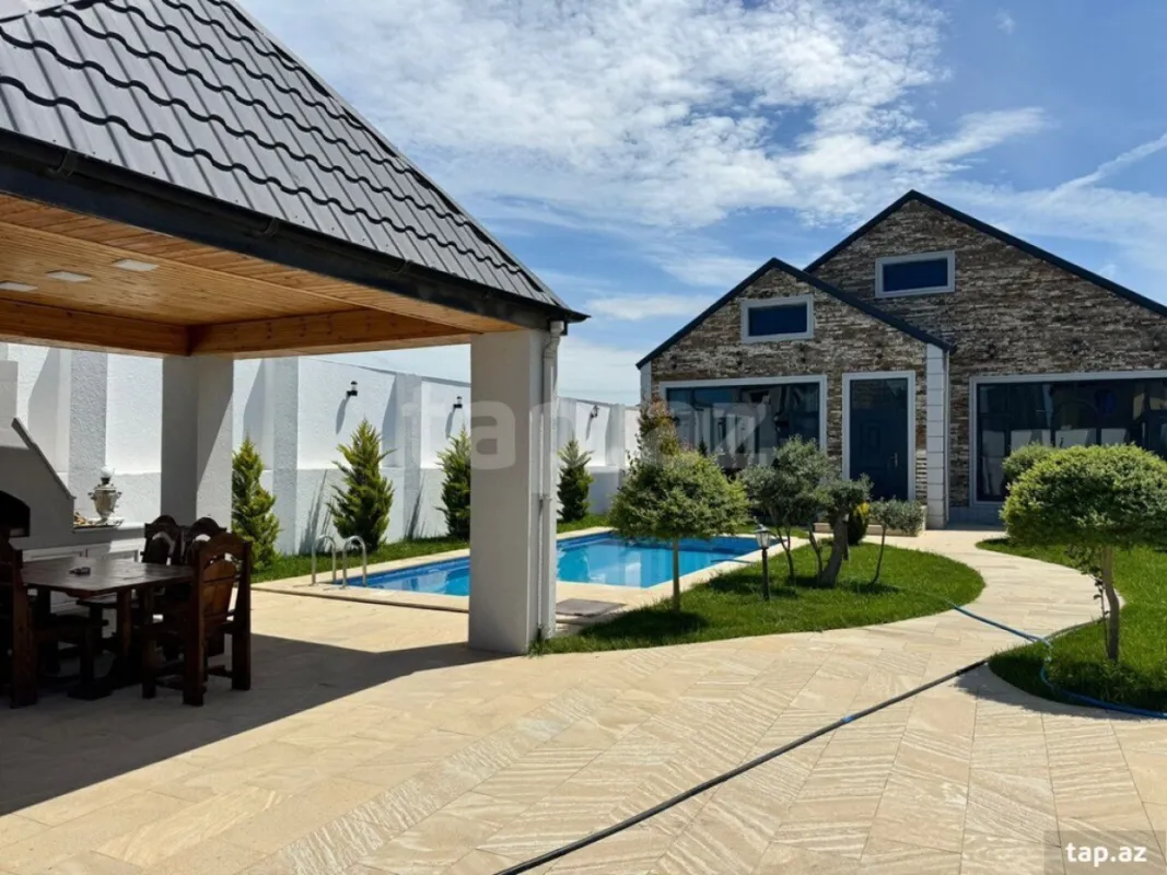 Kirayə verilir 4 otaqlı həyət evi