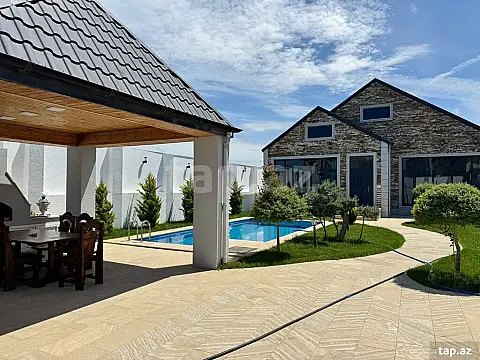 Kirayə verilir 4 otaqlı həyət evi