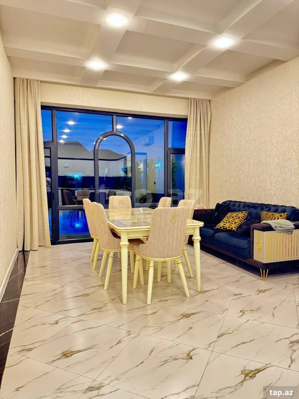 Kirayə verilir 4 otaqlı həyət evi