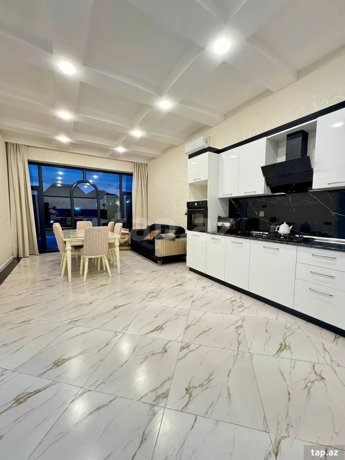 Kirayə verilir 4 otaqlı həyət evi