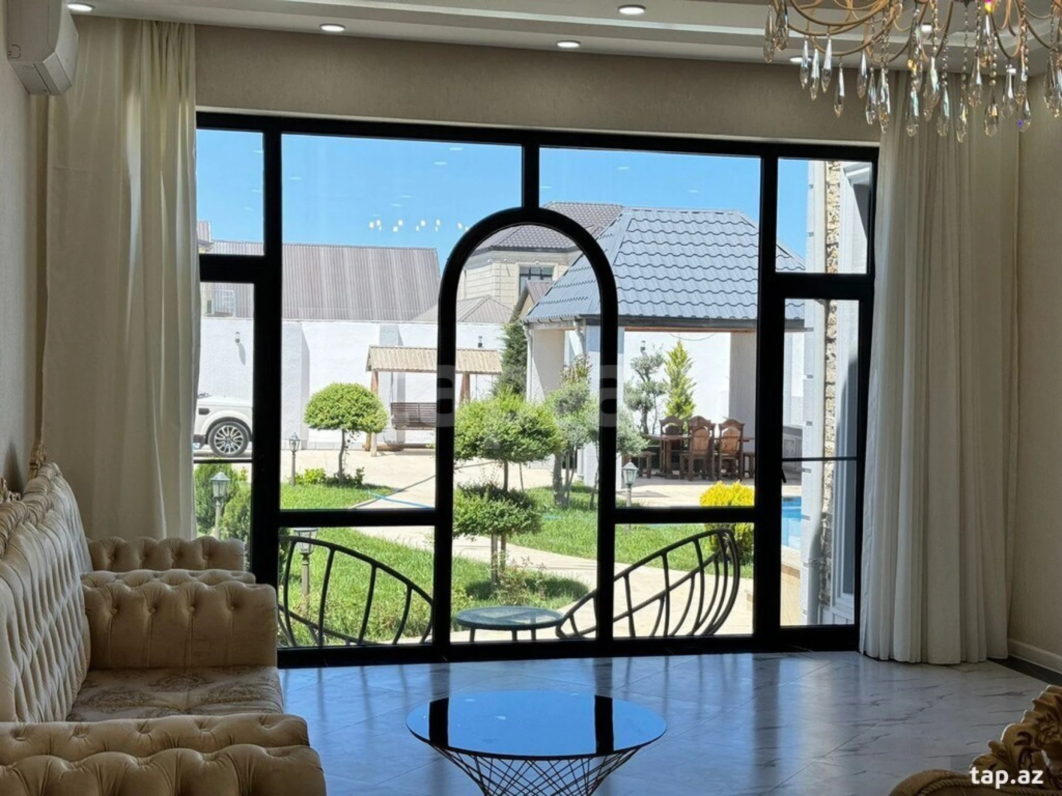 Kirayə verilir 4 otaqlı həyət evi