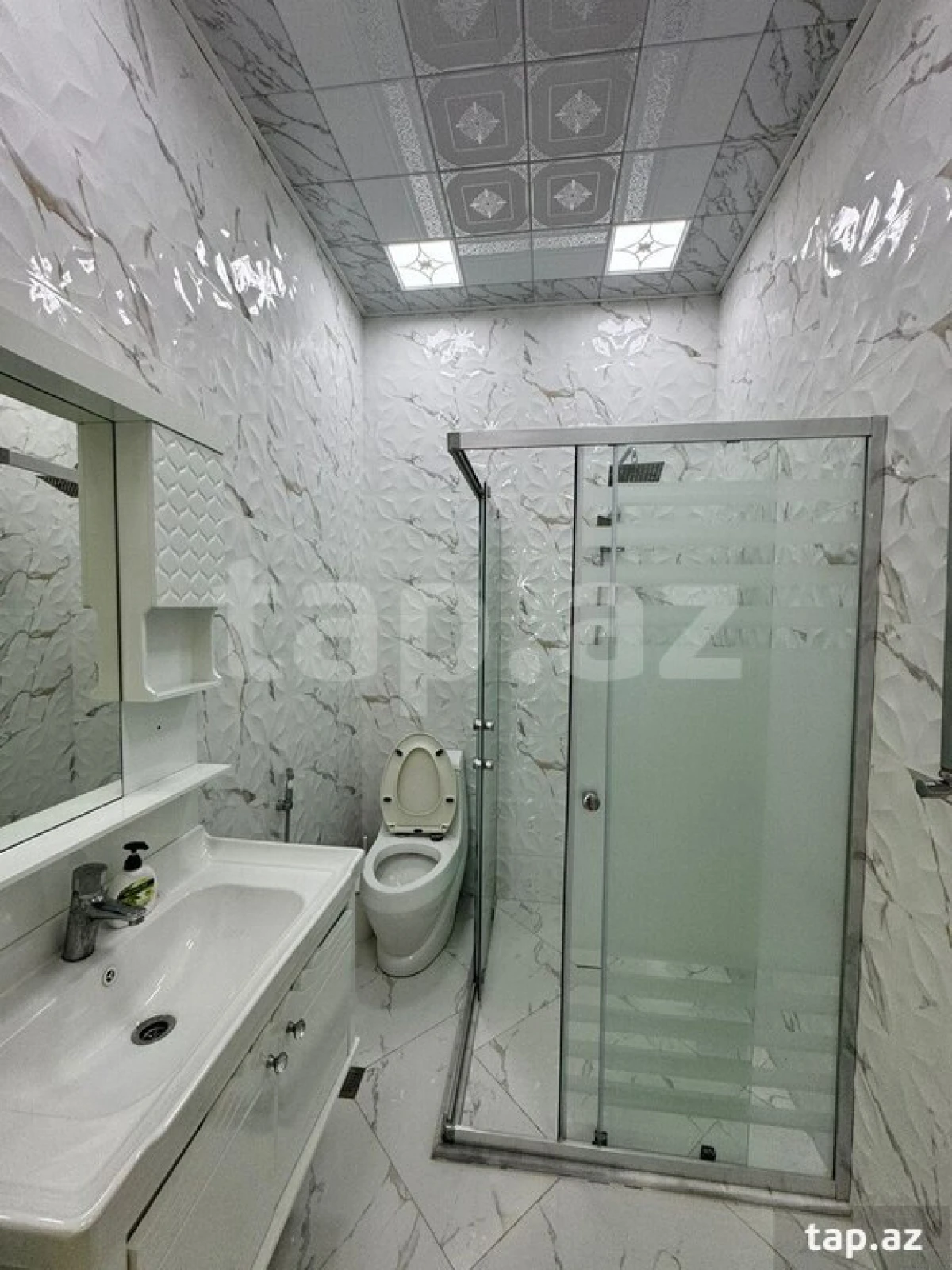 Kirayə verilir 4 otaqlı həyət evi