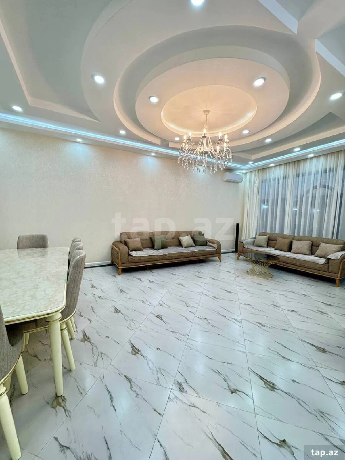 Kirayə verilir 4 otaqlı həyət evi