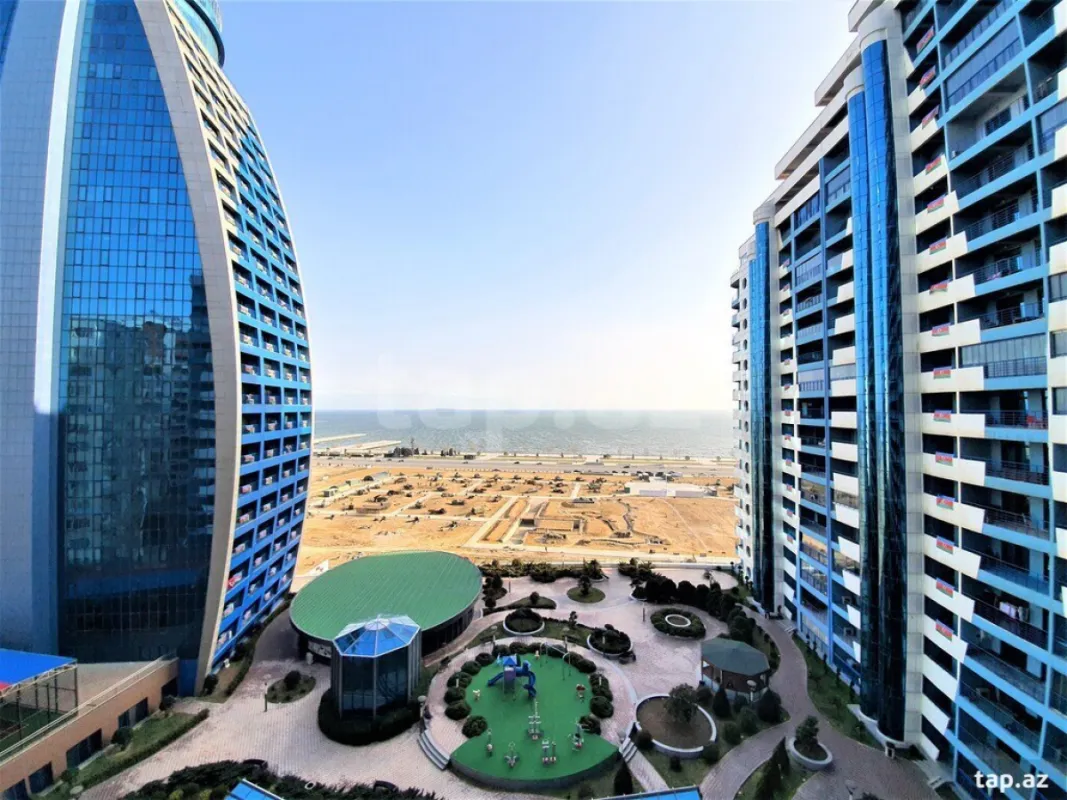 Kirayə verilir 3 otaqlı yeni tikili 200 m²