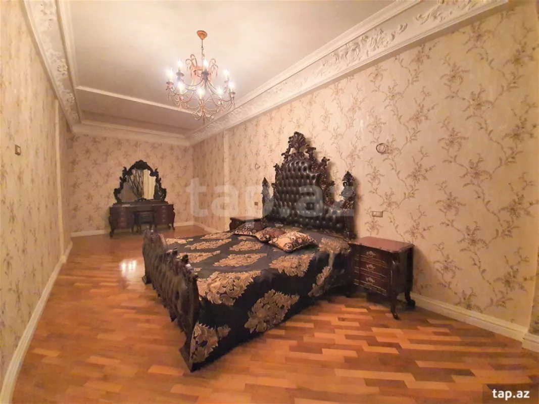 Kirayə verilir 3 otaqlı yeni tikili 200 m²