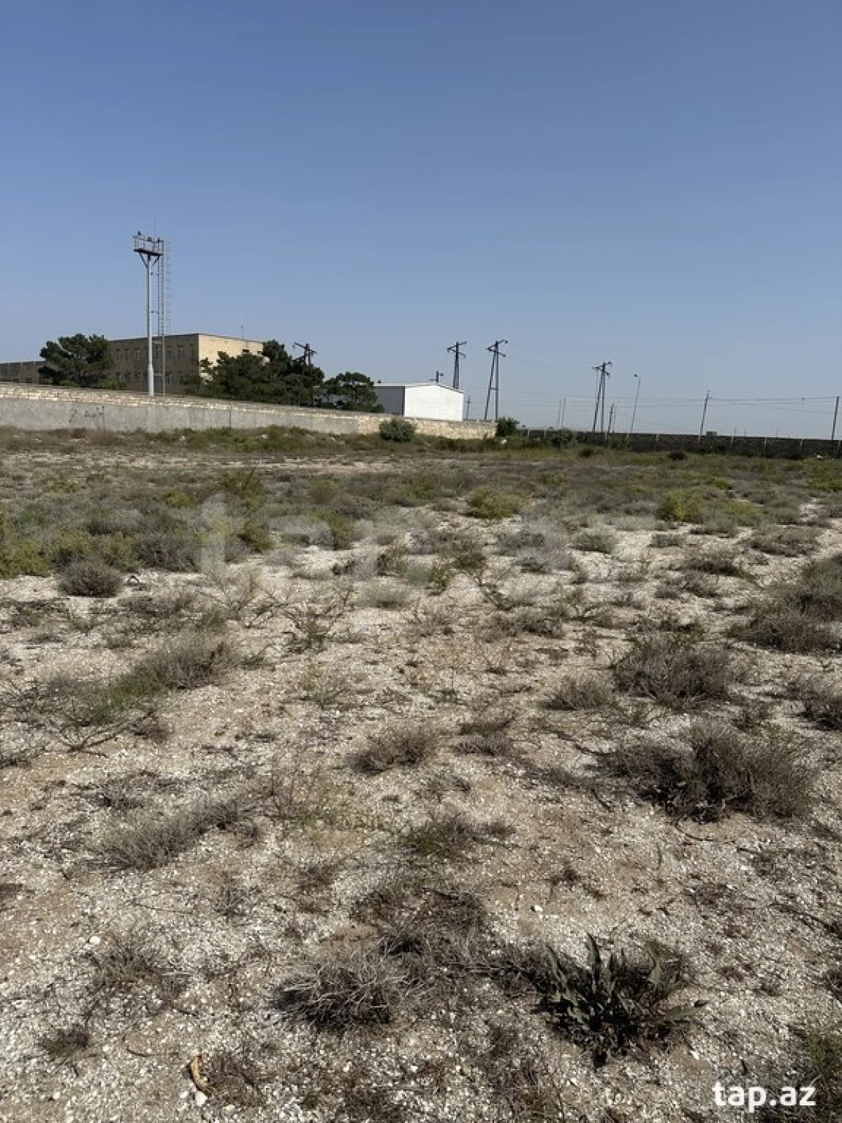 Satılır torpaq sahəsi