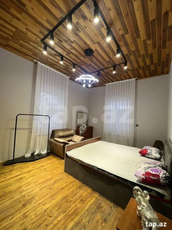 Kirayə verilir 4 otaqlı həyət evi 150 m²
