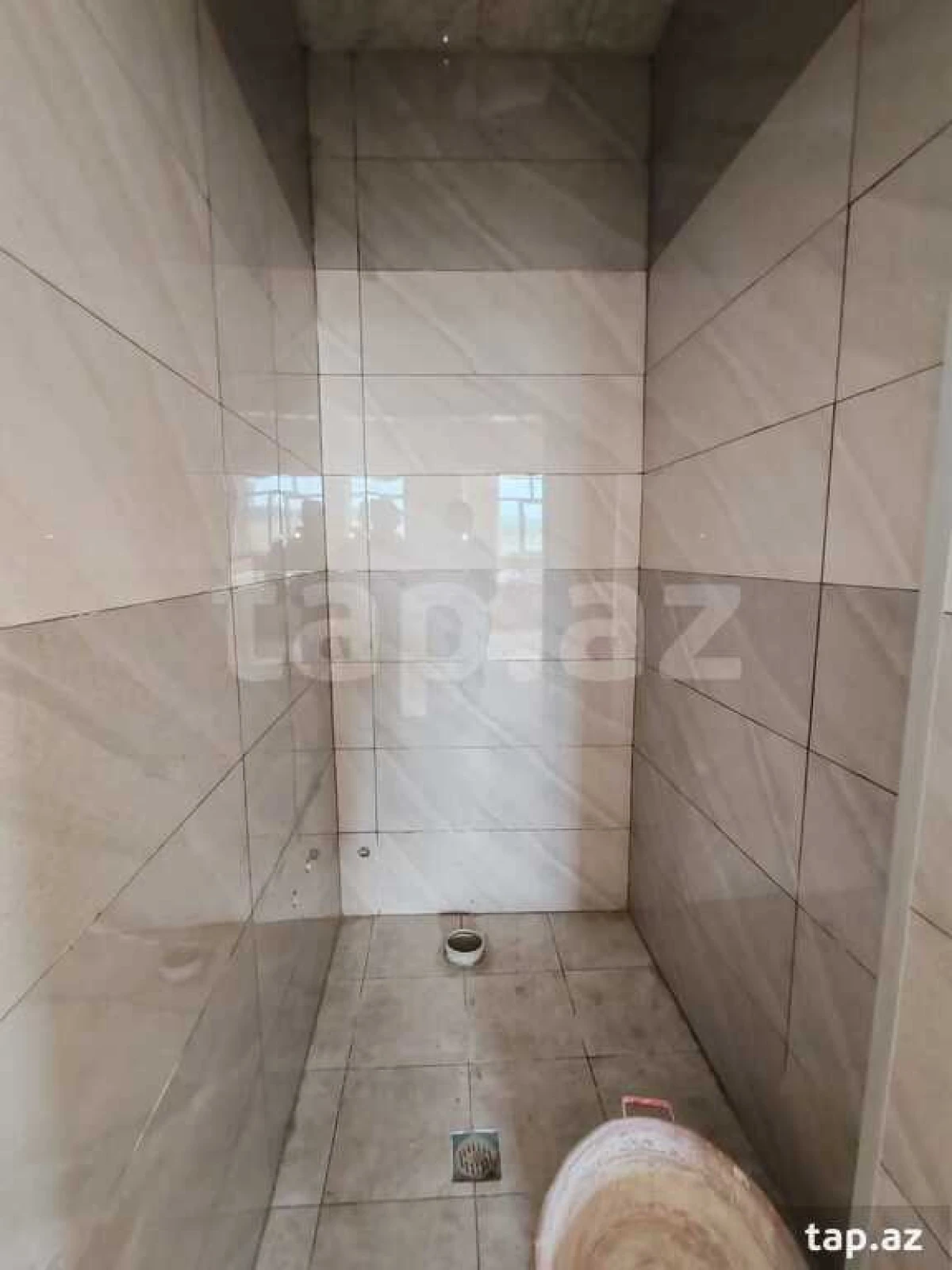 Satılır 7 otaqlı həyət evi