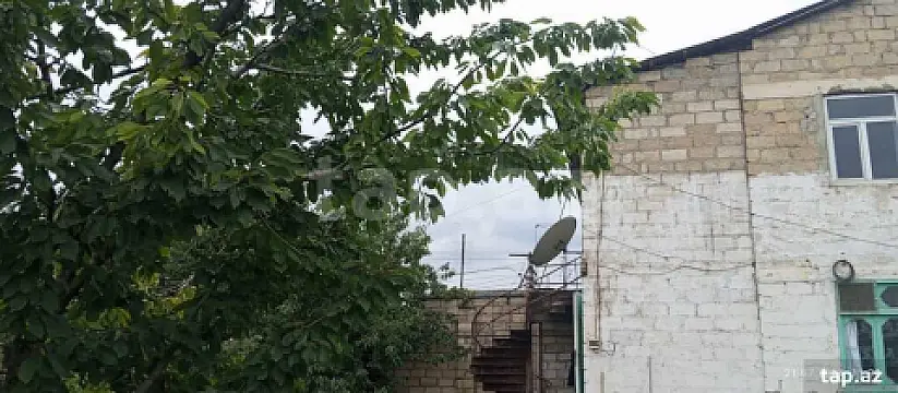Satılır 4 otaqlı həyət evi 88.8 m²
