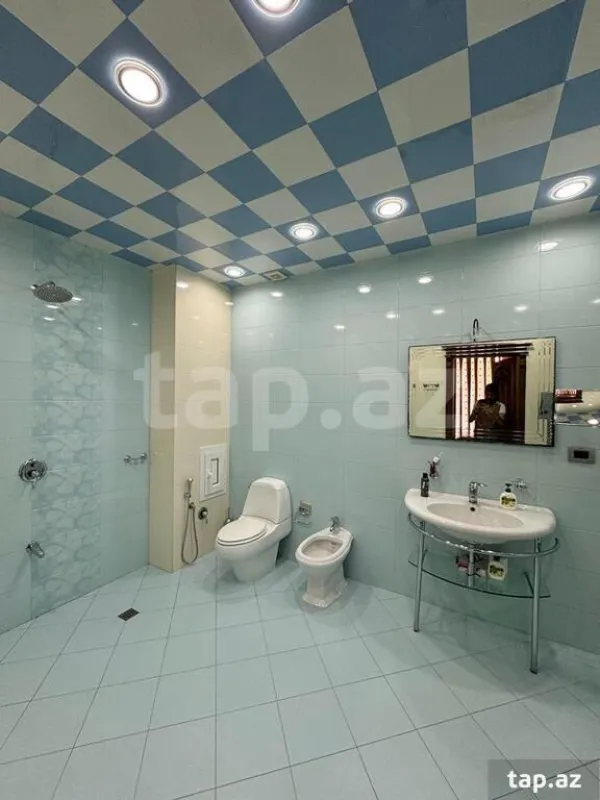 Satılır 6 otaqlı yeni tikili 560 m²