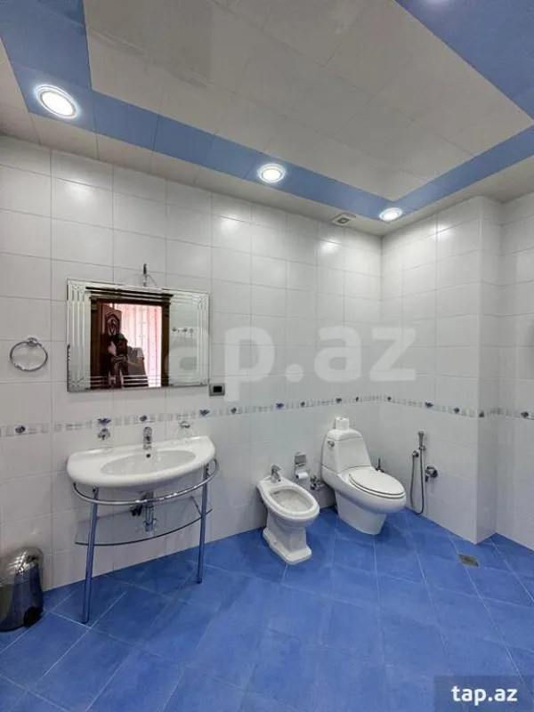 Satılır 6 otaqlı yeni tikili 560 m²