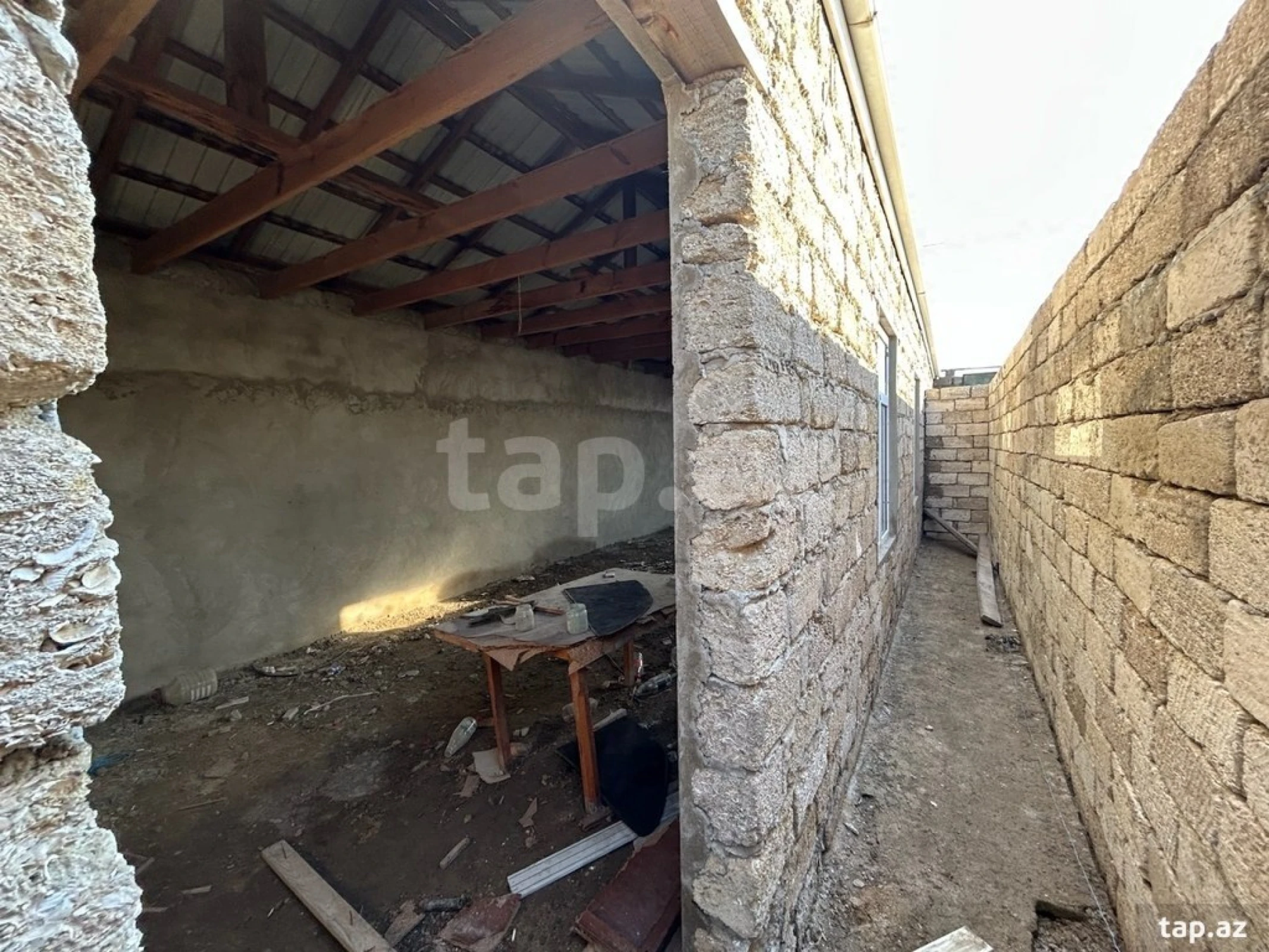 Satılır 2 otaqlı həyət evi