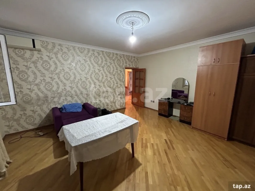 Satılır 3 otaqlı yeni tikili 72 m²