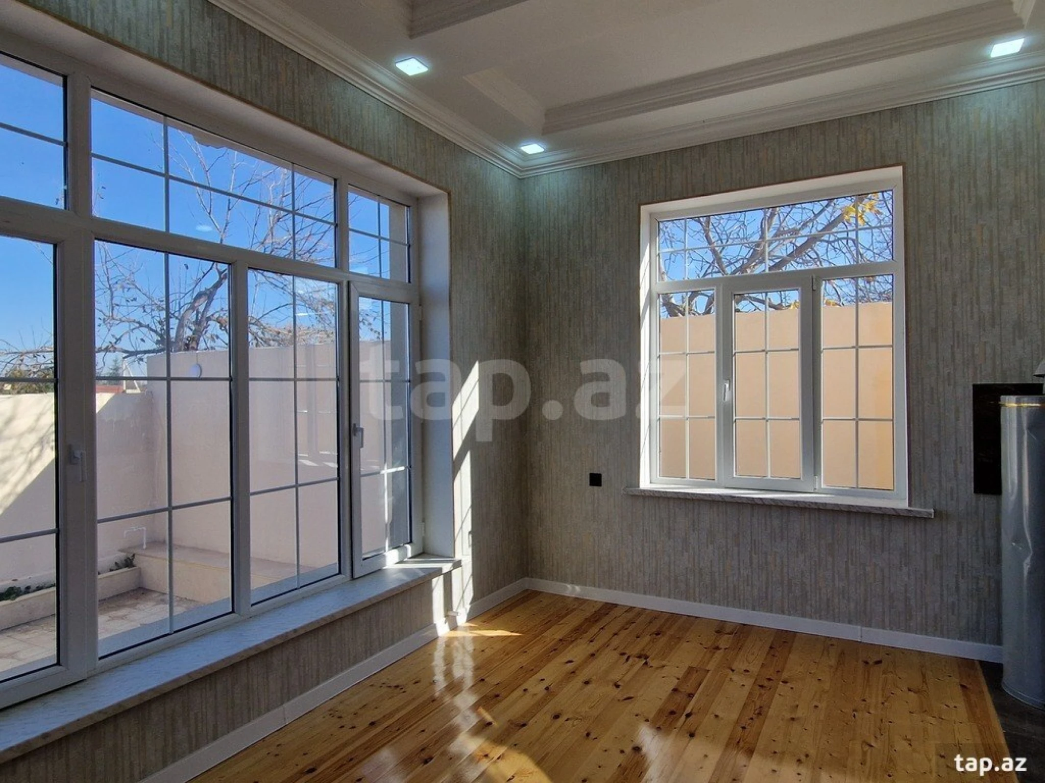 Satılır 4 otaqlı həyət evi