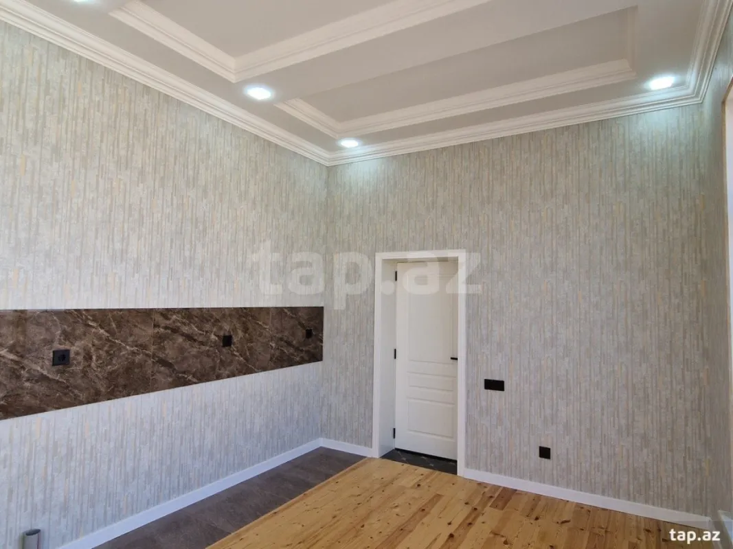 Satılır 4 otaqlı həyət evi