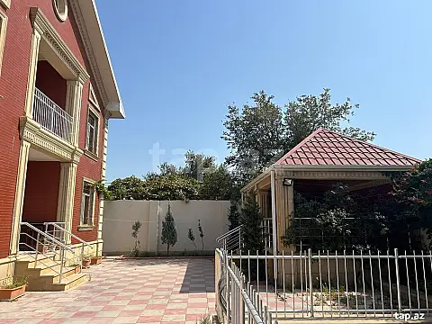 Satılır 6 otaqlı həyət evi 200 m²