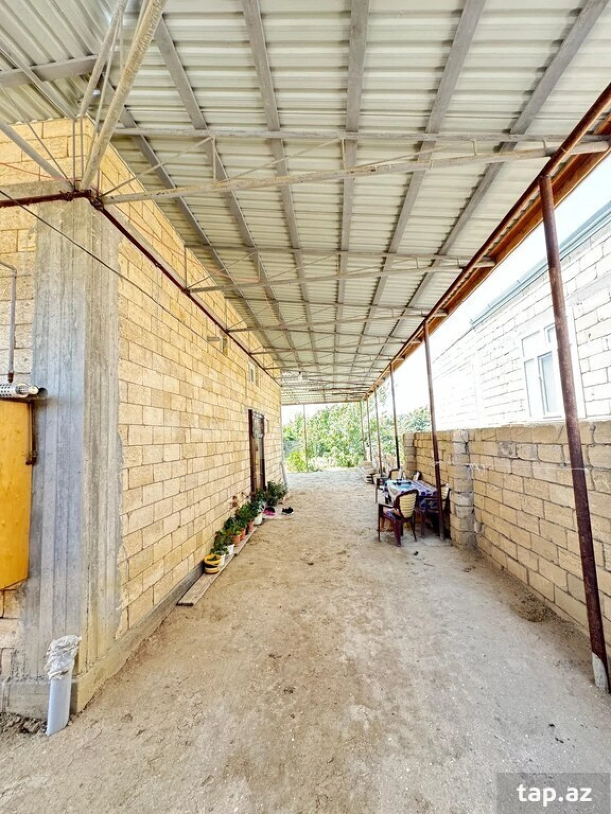 Satılır 4 otaqlı həyət evi