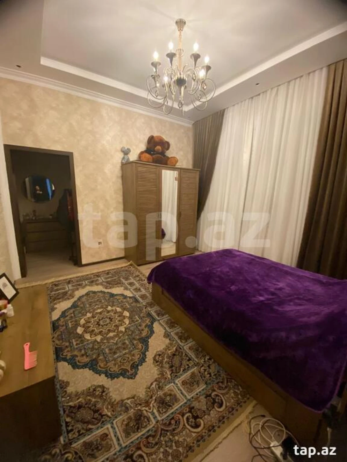 Satılır 6 otaqlı həyət evi