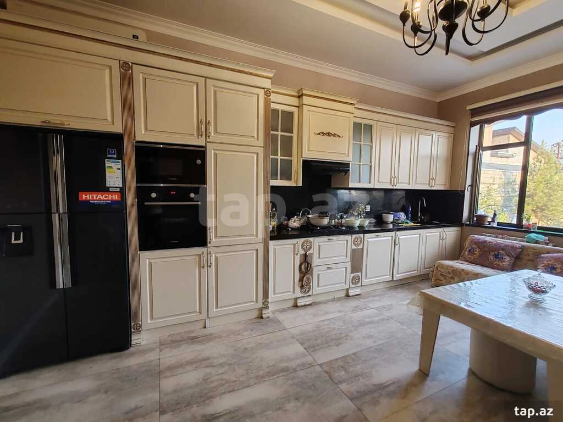 Satılır 6 otaqlı həyət evi