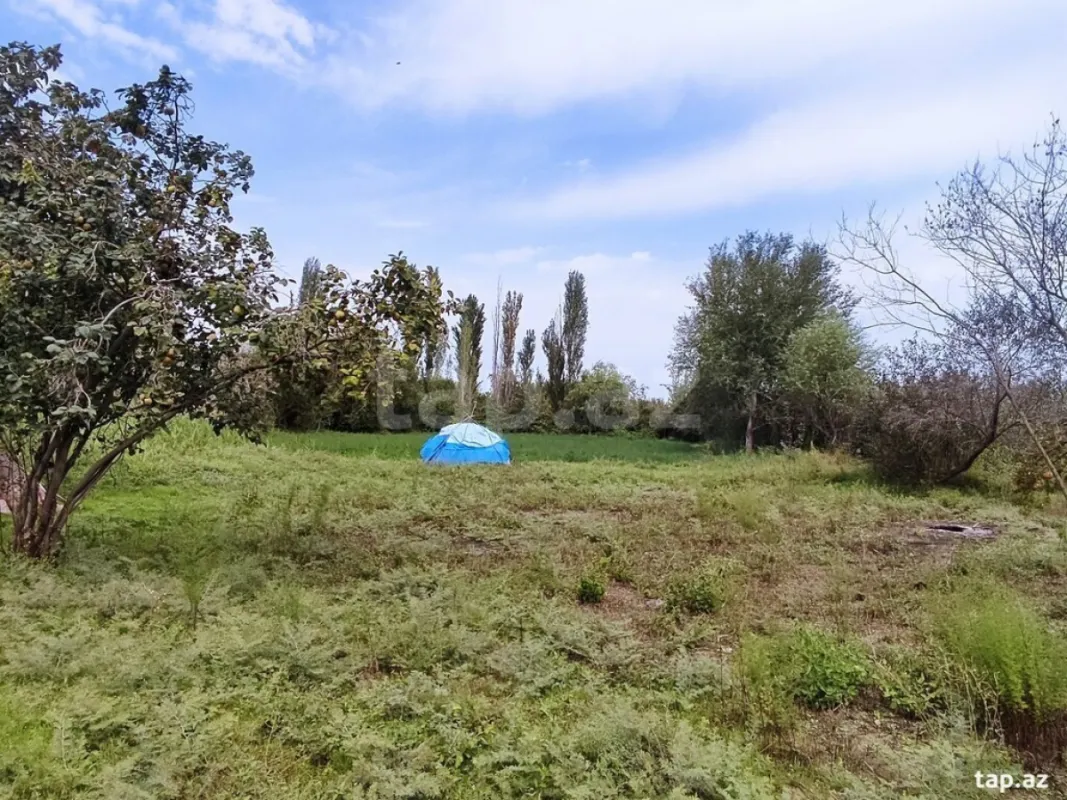 Satılır 3 otaqlı həyət evi